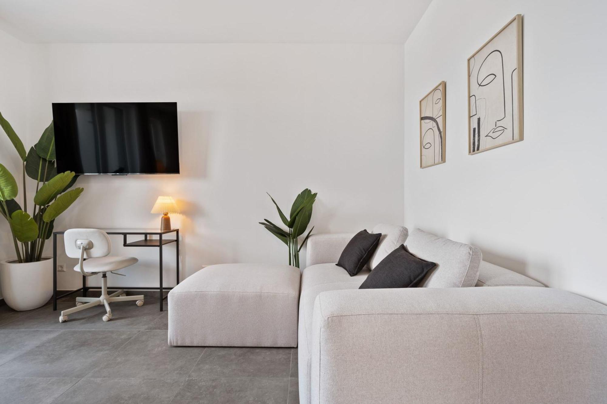Premium City Stay In Cessange Luxembourg Bagian luar foto