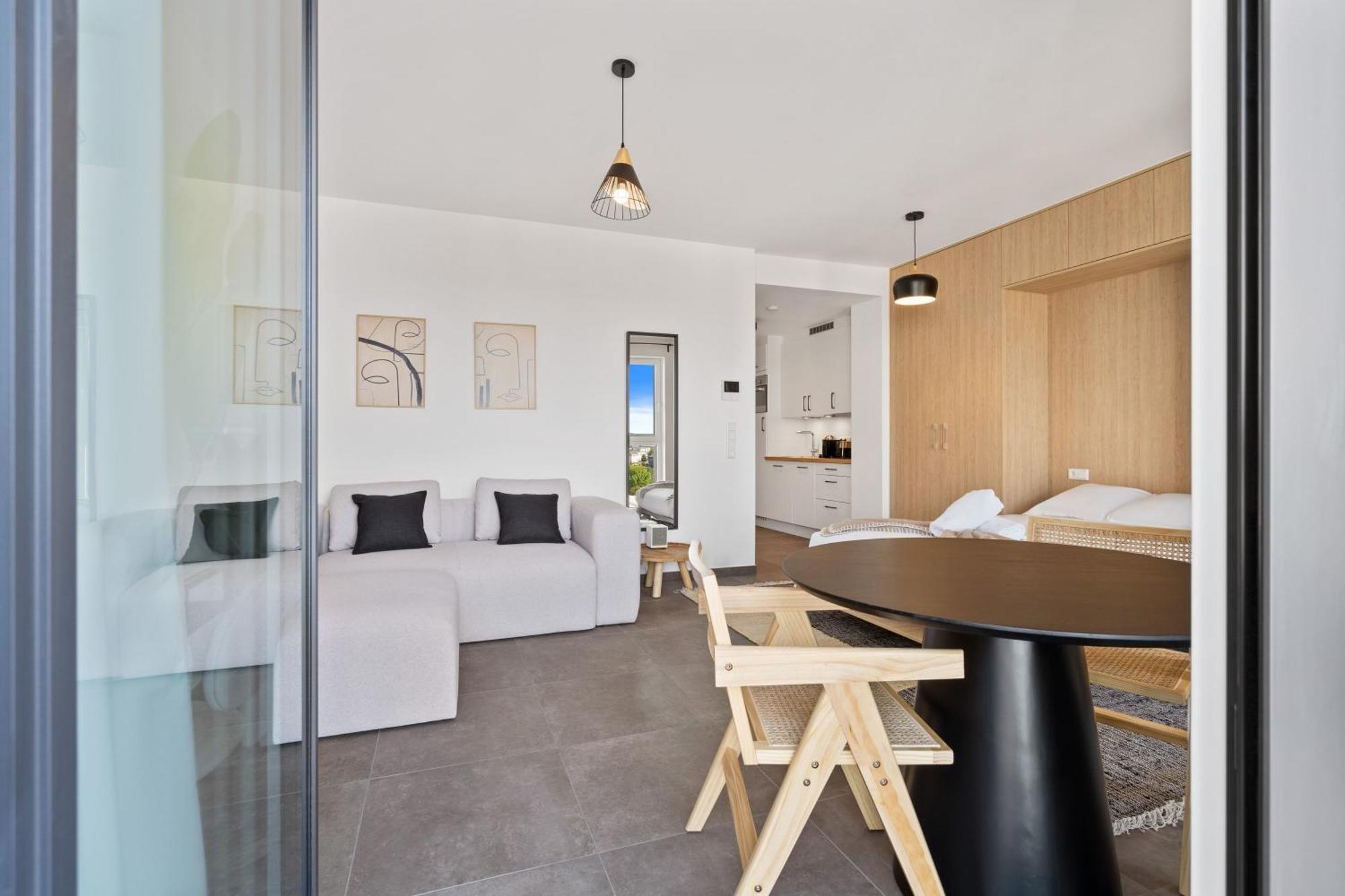 Premium City Stay In Cessange Luxembourg Bagian luar foto