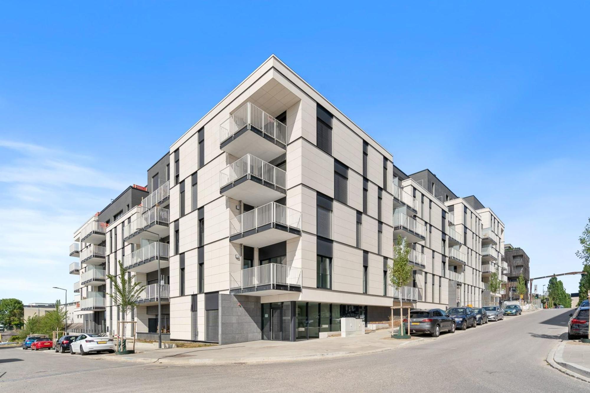 Premium City Stay In Cessange Luxembourg Bagian luar foto